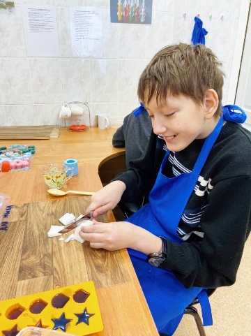 МОЙ РЕБЕНОК ХОЧЕТ ЗАНИМАТЬСЯ В ТРУДОВЫХ МАСТЕРСКИХ, НО БОИТСЯ, ЧТО У НЕГО НИЧЕГО НЕ ПОЛУЧИТСЯ… МОЙ РЕБЕНОК ХОЧЕТ ЗАНИМАТЬСЯ В ТРУДОВЫХ МАСТЕРСКИХ, НО БОИТСЯ, ЧТО У НЕГО НИЧЕГО НЕ ПОЛУЧИТСЯ…