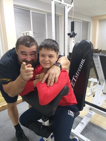 ИСТОРИЯ УСПЕХА ОДНОГО ЮНОГО СПОРТСМЕНА ИСТОРИЯ УСПЕХА ОДНОГО ЮНОГО СПОРТСМЕНА